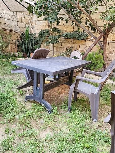 ucuz stol stullar: Bağ üçün plastik stol və stul dəsti
Dəstə daxildir: 1 stol və 3 stul — 2