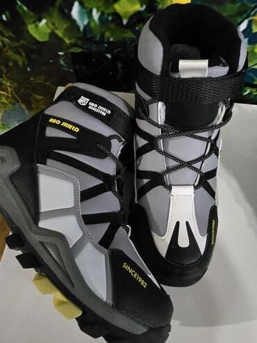 ağ rezin çəkmələr: Discovery brendinin kişi qış/trekkinq bootsları – ölçü 39. - Model — 1