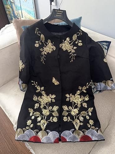 Qadın üçün zərif naxışlı tunika/kardiqan Marka: CHİLİA Luxury Wear -