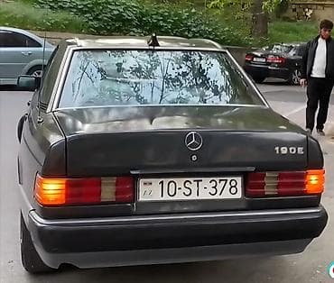 Mercedes-Benz 190 (W201): 1.8 л | 1992 г. Седан — 4