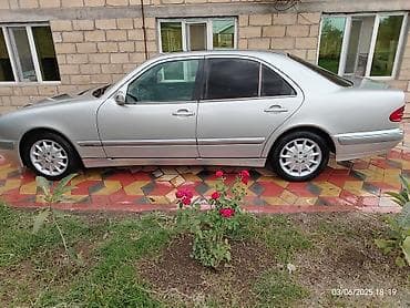 avtomobil almaq: Mercedes-Benz E 240: 2.6 l | 2000 il Sedan — 2