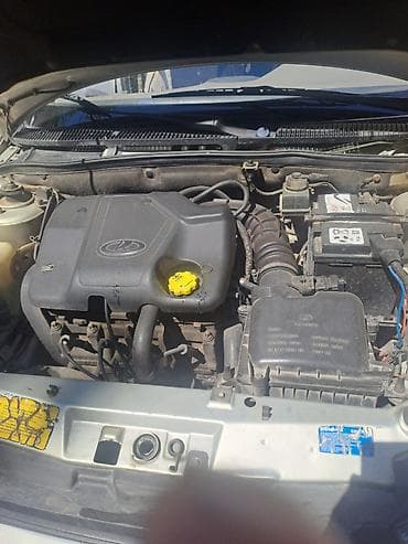 Avtomobil satışı: VAZ (LADA) Kalina: 1.6 l | 2008 il 245000 km Hetçbek — 10