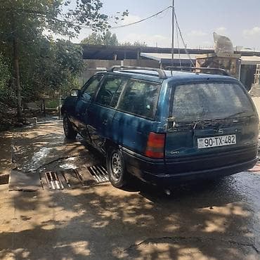 chevrolet rezzo 1.6: Opel Astra F Caravan (universal kuzov) - Kuzov: 5 qapılı universal — 3