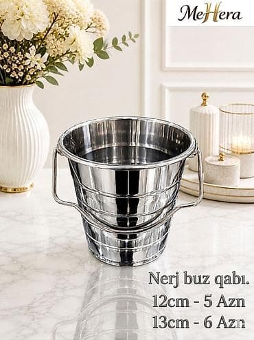 buz qablari: Buz vedresi Nerj buz qabı. 12cm- 5 Azn 13cm- 6 Azn buz vedrəsi buz — 1