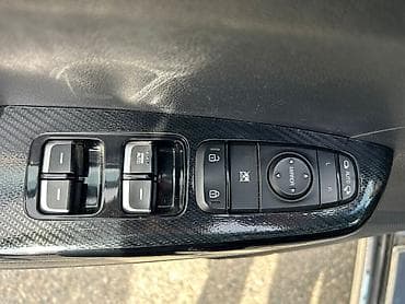 hyundai avante 2008: Kia Sportage: 2 l | 2015 il Krossover — 8