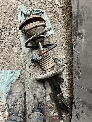 07 qiymətləri: Sol ön, Toyota — 1