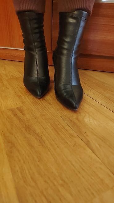 qadın sapaşkiləri: Uzunboğaz, Ölçü: 38, rəng - Qara, İşlənmiş — 2