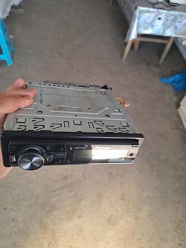 Maqnitol, Pioneer, AUX — 2