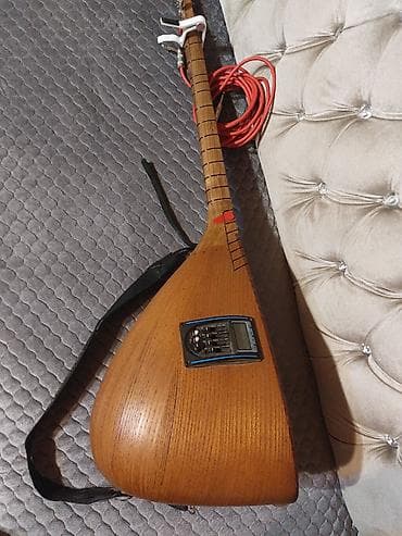 valencia gitara: Salam,Saz Usta Rizvanin el işidir 11 ilindir.özüm üçün xüsusi — 6