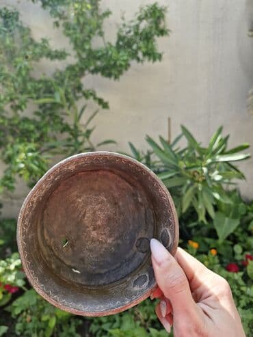 mis məcməyi: Qedimi mis qablar.ən azı 100 il yaşları var. razılaşma yolu — 13