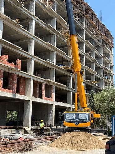 yük konteyneri: 25 ton avtokran icarəsi 25 tonluq avtokran icarəyə verilir. Kran — 4