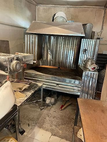 hazir ferma satilir: Lavaş sexləri satılır. Hər növ bütün avadanlıqlar var. 0 faza işləyir — 1