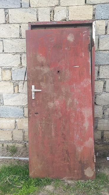 Qapilar 60 azn
100 azn
130 azn
taxta qapi pencere 4edenn150 azn lalafo.az -da Qapilar 60 azn
100 azn
130 azn
taxta qapi pencere 4edenn150 azn