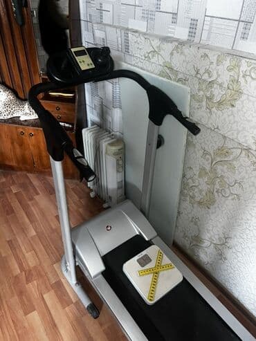 Samokatlar: Elektrikli qaçış yolu (treadmill) - Kompakt dizayn: Ev istifadəsi — 3