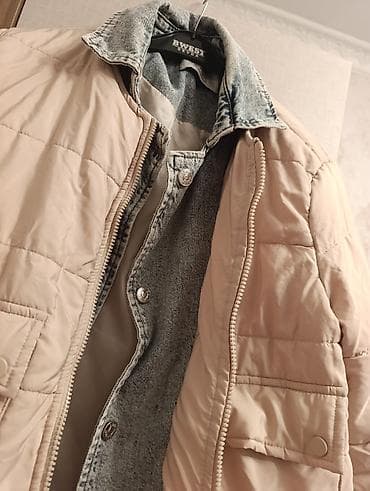 kurta: Qadın üst geyimləri – 2 model 1) Qısa, içi cins detallı şişmə gödəkçə — 1