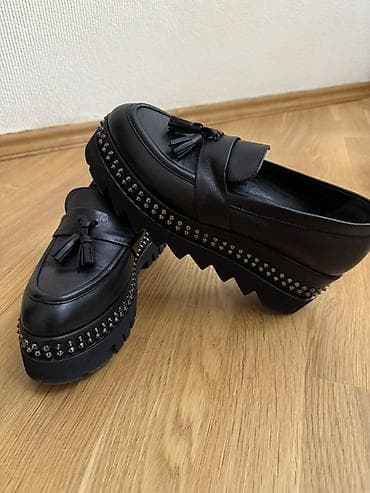 Qara platformalı loafer ayaqqabılar - Material: hamar teksturalı süni — 2