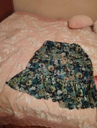 yupka kofta modelleri 2022: Qadın geyimləri dəsti - Çoxrəngli pliseli ətək: Açıq yaşıl astarlı — 5