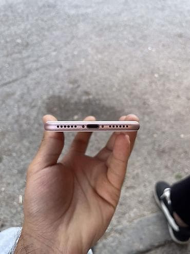 IPhone 7, 128 GB, Rose Gold, Barmaq izi — 7
