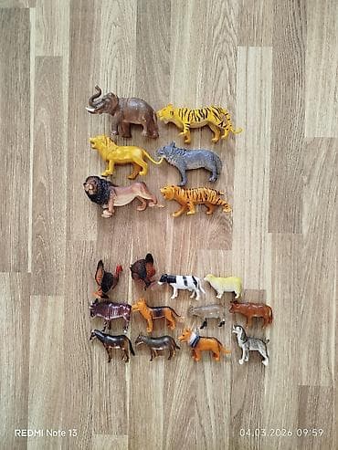 Uşaq geyimi və ayaqqabıları: Heyvan oyuncaqları. Böyüklər bir ədədi 2 manat. Balacalar bir ədədi 1 — 1