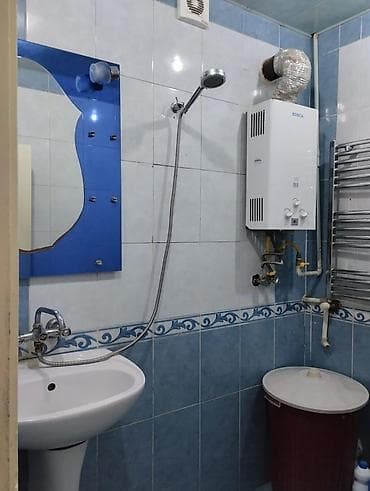 qusar a frame: Bakı, 1-ci mikrorayon, 3 otaqlı, Köhnə tikili, m. 20 Yanvar, 45 kv. m — 10