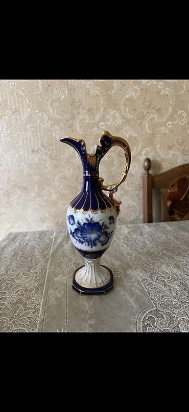 farfor nədir: Bir vaza, Farfor — 3