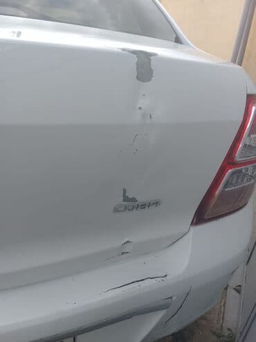 Qoruyucu plyonka və şüşələr: Chevrolet Cobalt LT sedan – ağ rəng Xüsusiyyətlər: - Kuzov: sedan, ağ — 3