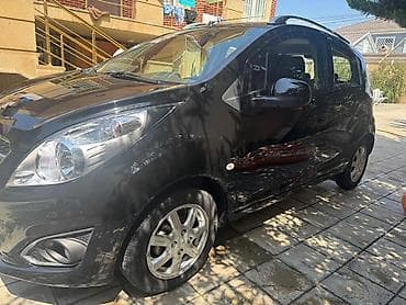 afdamabiler: Chevrolet Spark LT hatchback - Korpus: 5 qapılı kompakt hatchback — 7