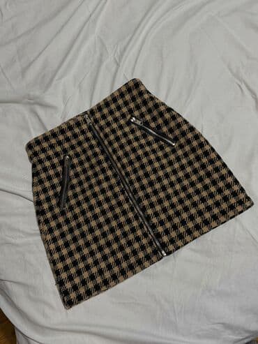 mini paltar: Hamisi 50 azn-a satilir Yaxsi veziyyetdediler sokuyu cirigi lekesi — 5