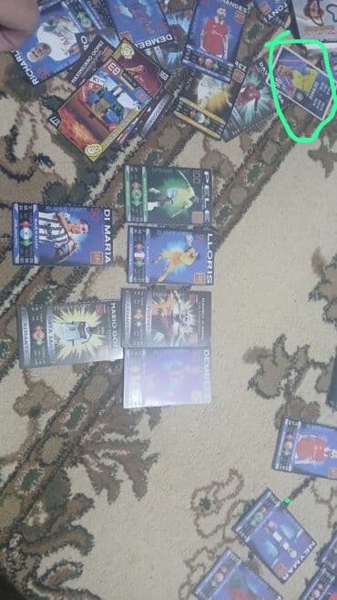 imzalı futbol topu: Emre Mor futbol kartları kolleksiyası. Bu kartlar müxtəlif klublarda — 20