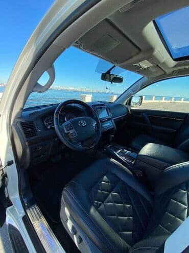 şlanqların satışı: Toyota Land Cruiser: 4 l | 2011 il Ofrouder/SUV — 9