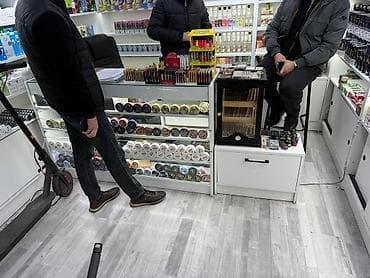 divar kitab refleri: Polkalar satılır vitlərin uzunluğu 3 metr hündürlüyü təxminən 2.50 az — 6