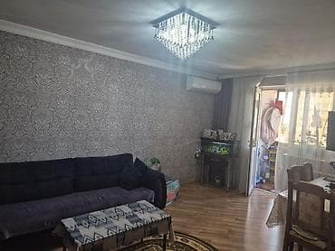 anbar satilir: Bakı, 8-ci mikrorayon, 3 otaqlı, Köhnə tikili, m. Gənclik, 80 kv. m — 4