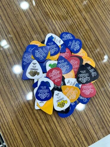 toy gitarası: Dunlop gitara mizrabı Gitara, ukulele pena mizrab mediator pena — 1