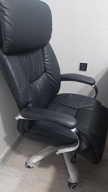 ofis alemi: Ofis masası dəsti. Hamısı birlikdə satılır cəmi bir neçə dəfə istifadə — 10