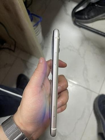en ucuz 13: IPhone 11, 128 GB, Ağ, Zəmanət, Barmaq izi, Simsiz şarj — 3