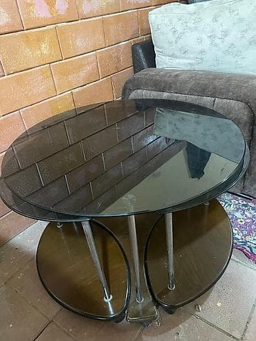 Jurnal masası, Açılmayan, Şüşə, Yumru masa