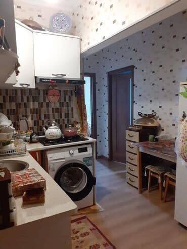 9 ci mikrorayon satilan evler: Bakı, 3 otaqlı, Köhnə tikili, 70 kv. m — 5