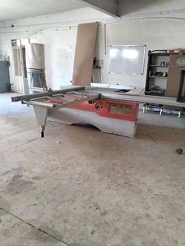 Sürgülü format kəsim dəzgahı – ağac emalı üçün - Geniş sürgülü stol
