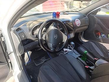 daewoo gentra 2010: Hyundai Elantra: 2 l | 2008 il Sedan — 8