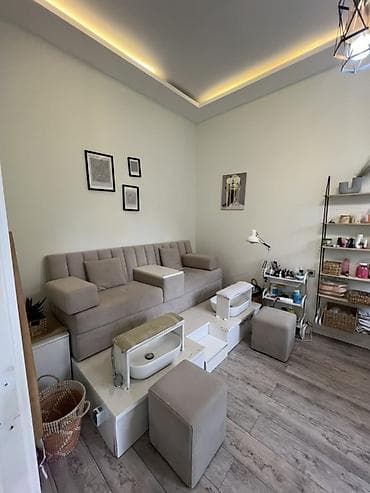 abyektler: Hazir 3 otaqli Diran salonu Əşyali icarəyə verilir Salon işləkdir — 2