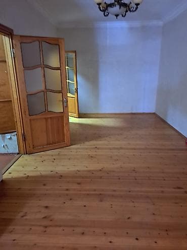 Əcəmi m. yaxınlığında, 1-ci mərtəbədə Biznes üçün Yararlı 4 Otaqlı — 8