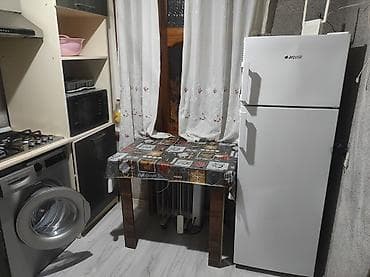 kesle kiraye ev: Kirayə verilir: Xüsusiyyətlər: - Dəhliz: güzgü; PVC qapılar; laminat — 10