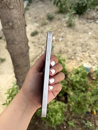processor core i7: IPhone 12, Ağ, Face ID — 4