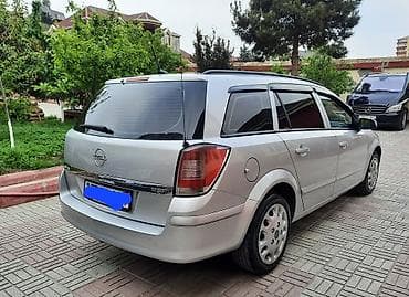 ferrari satilir: Opel Astra: 1.7 l | 2008 il Universal — 3