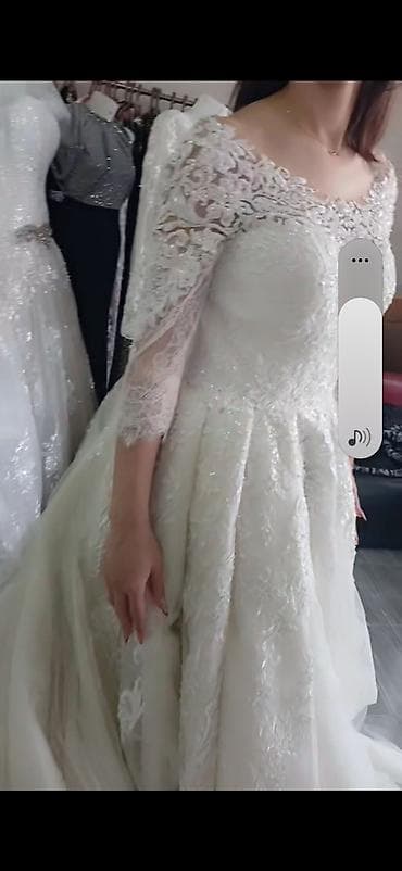 Qadın ayaqqabıları: Gelınlik – klassik bal stilində, zərif aplikasiyalı və parıltılı — 9