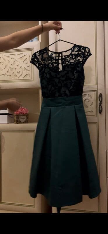 midi məxmər ətəklər: Zərif ziyafət donu az geyinilib 36 beden uygundur - Rəng: tünd yaşıl — 1