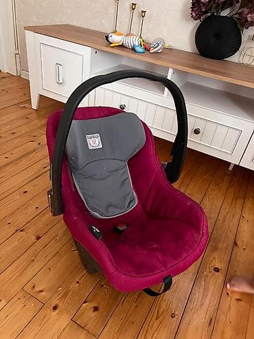 Peg Perego körpə avtomobil oturacağı - Brend/model: Peg Perego (logo — 1