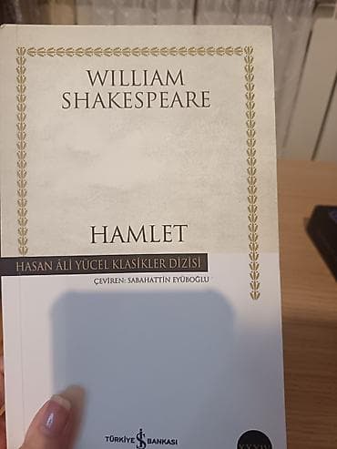 will: 📚 HAMLET — William Shakespeare ✨ Yeni kimi, çox səliqəli — 1