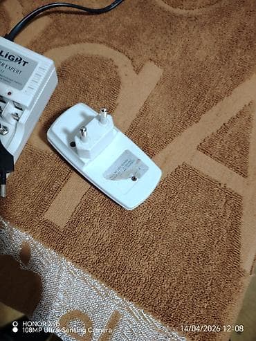 ikinci əl telfon: Simsiz şarj cihazı > 20 Vt, İşlənmiş — 2