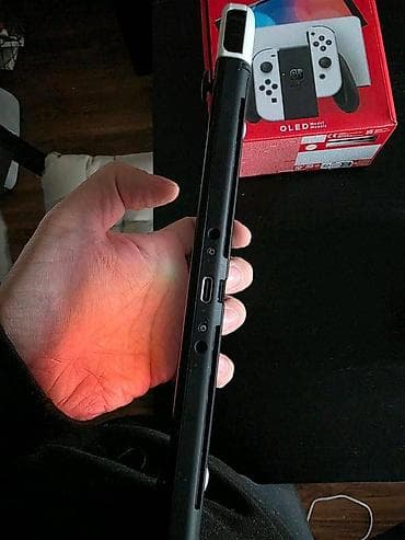 Mobil telefon və aksesuarlar: Nintendo switch oled. Mukemmel veziyyetdedir. Hec bir problemi yoxdu — 4